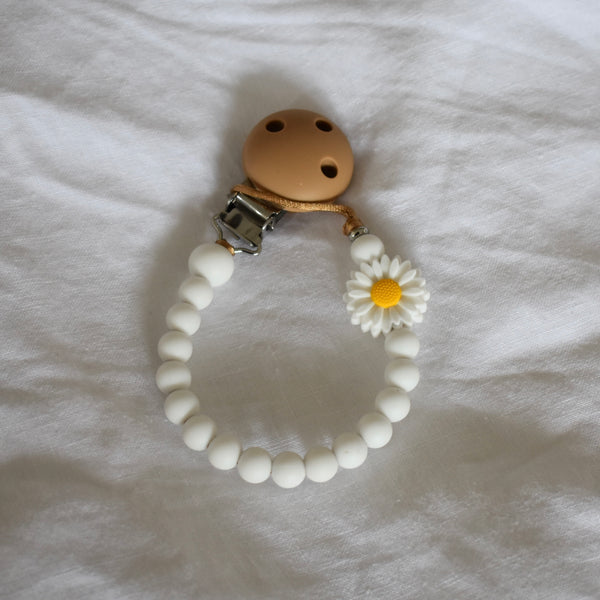 Daisy Dummy Clip